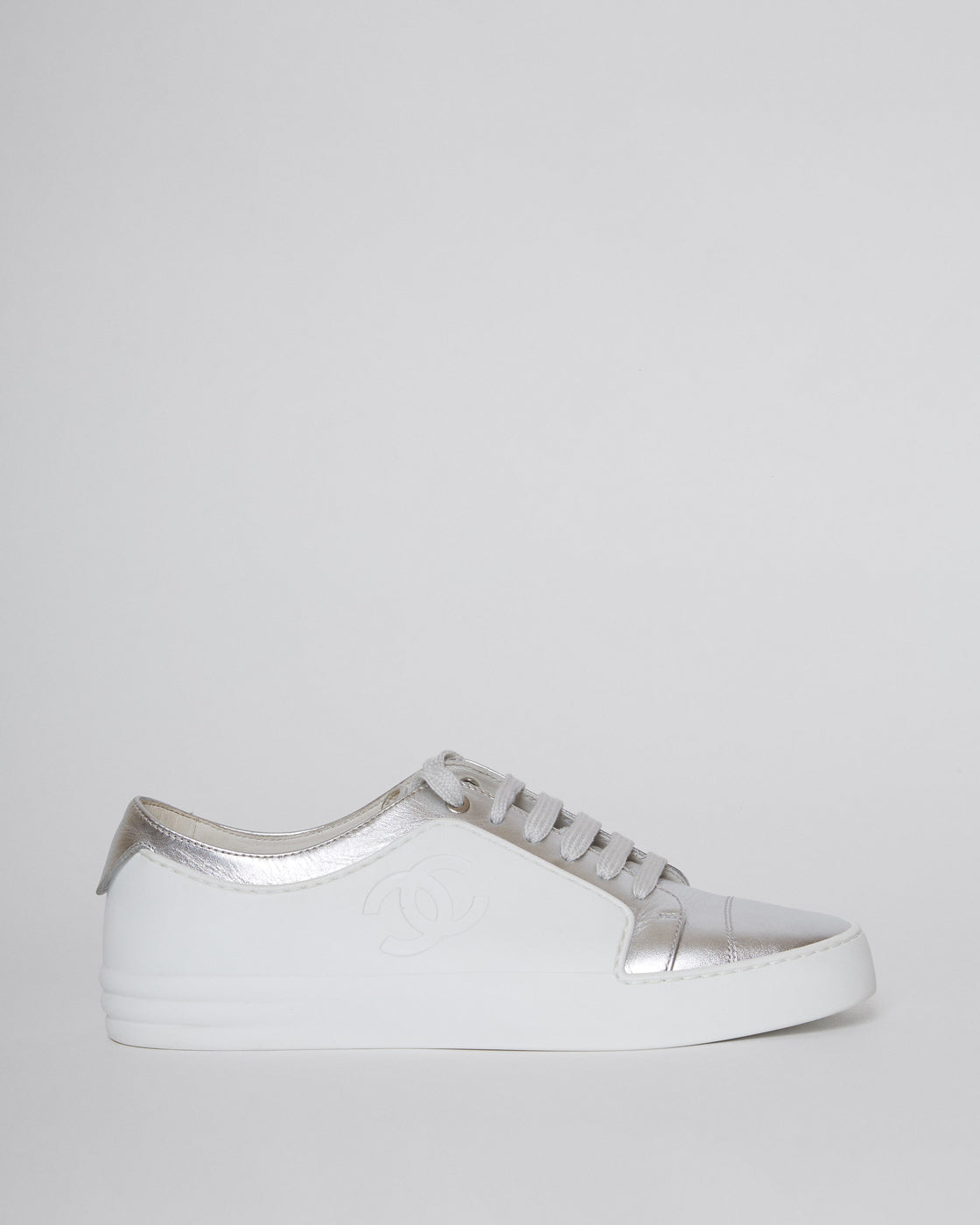 White/Silver Leather and Rubber CC Low Top Sneakers – THE 