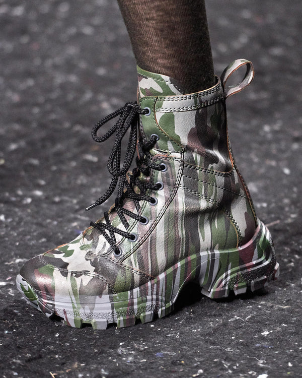 FW19 Runway Camouflage-print Leather Boots In Military Green