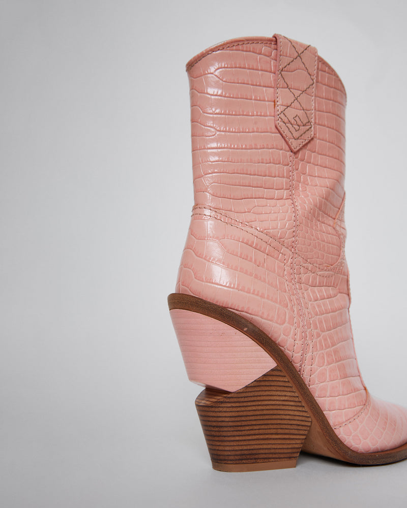 RUNWAY FW18 Pink embossed leather cowboy boots with Wooden heels